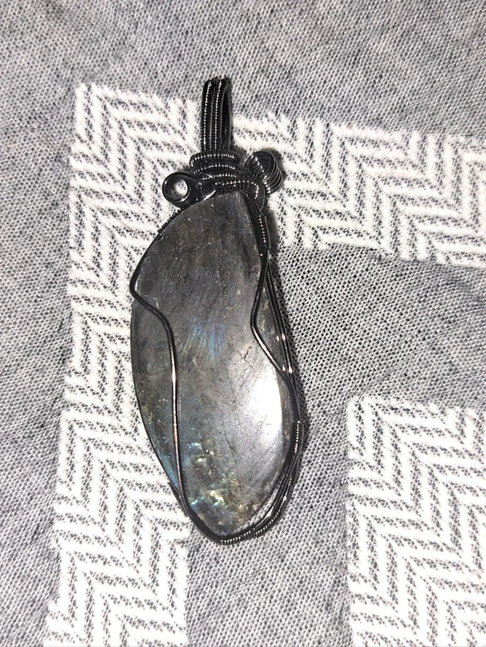 Wire-Wrapped Labradorite Pendant - Picture 3 of 4